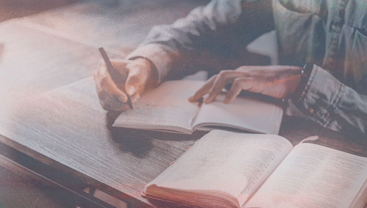 4 Methods to Help You Study the Bible